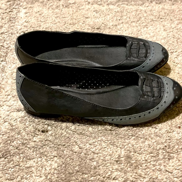 NWOT Urban Outfitters Oxford Ballet Flats size 8 - Picture 3 of 5